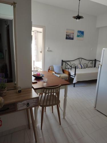 Gallery image of Katerina's Apartment Makrigialos in Makry Gialos