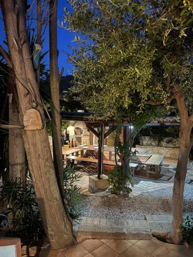 Κήπος έξω από το Appartamenti Pousada Michelino