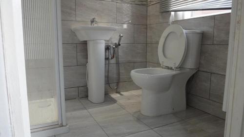Bilik mandi di Modern Studio in Rayners Lane Pinner Harrow near wembley Greater London