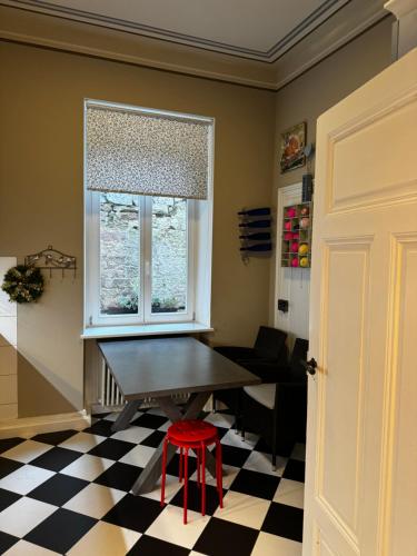 Ein Sitzbereich in der Unterkunft Schloss Apartment, Zentrum Baden-Baden