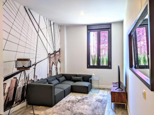 Historical center flat with pool, tennis & parking