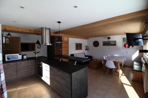Chalet Le Tatihou - Appartement 6 personnes 3 exposé est MAE-9574