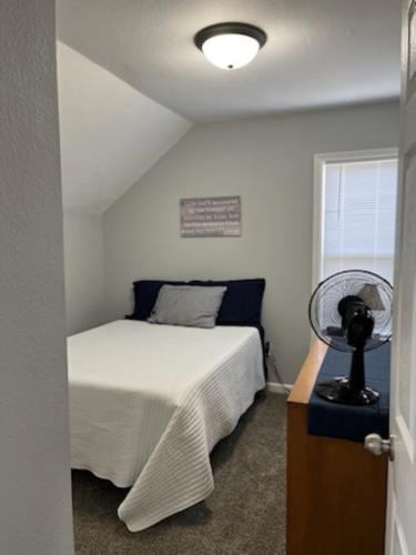 Gallery image of Anoka Apartments in Historical Victorian House in Anoka