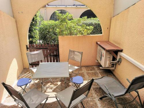 Résidence Equateur - STUDIO 4 PERSONNES 4 couchages PORT LEUCATE. Réf: 2MS3_17 MAE-7174