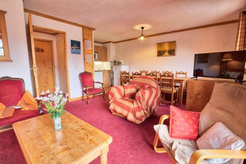 Résidence Le Village - Appartement 10 personnes au centre du village MAE-2194