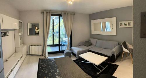 Résidence Luberon Loisir - Appartement Front du Lac et Verdure dans Domaine avec Piscine et Tennis MAE-8834