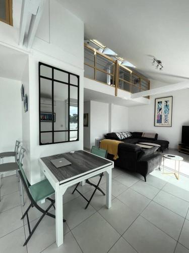 Résidence Le Rocher - Appartement duplex avec vue sur les toits du val andré MAE-5384