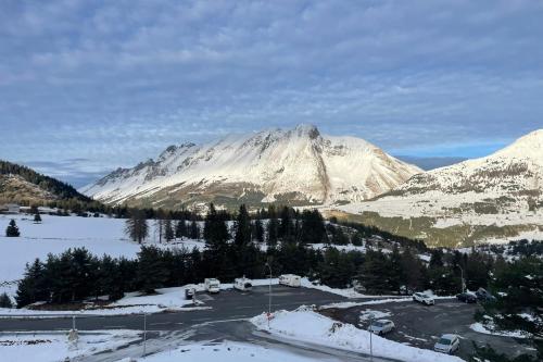 Family cocoon at the foot of the slopes