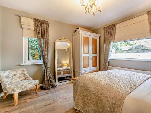 Katil atau katil-katil dalam bilik di 3 Bed in Combe Martin 41580