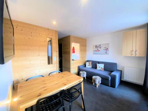 Résidence Joker - très bel appartement rénové à VAL THORENS MAE-3774