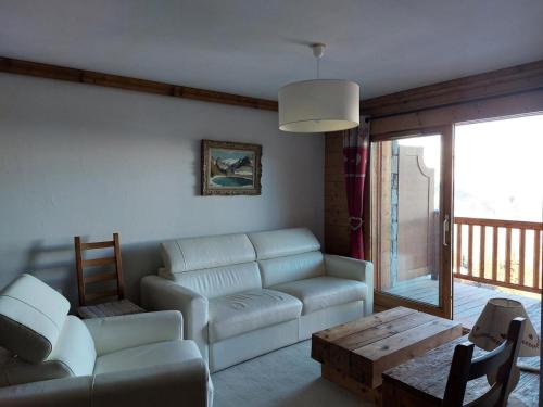 Résidence L'iseran - Charmant appartement de 4 pièces dans une résidence proche des pistes dans le quartier du Chantel. MAE-3184