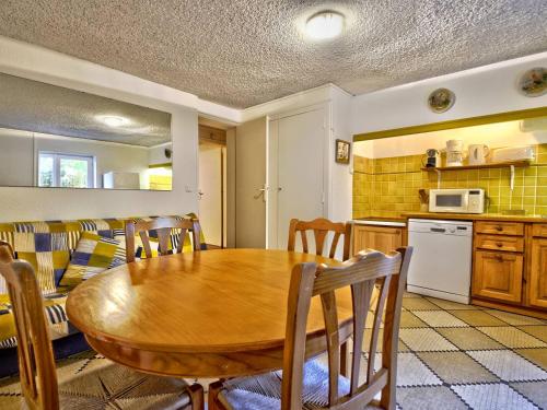 Charmant T2 en rez-de-jardin à 800m du centre-ville d'Arcachon, terrasse et parking inclus