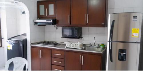 Küche/Küchenzeile in der Unterkunft 3 Bedroom, 2 bathroom Located Cabecera del LLano.