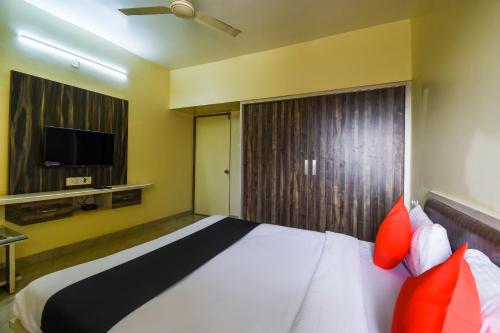Φωτογραφία από το άλμπουμ του Collection O Dwarka Lodge σε Talegaon Dābhāde