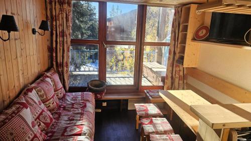 Résidence Archeboc - Appartement 4 personnes à Arc 1800 proche des pistes dans le village de Charmettoger MAE-2194