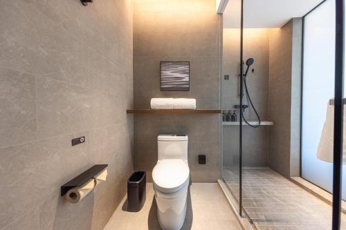Ένα μπάνιο στο Atour Hotel Shenzhen Futian CBD Civic Center