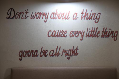 a sign on a wall with writing on it at Il Paradiso di Pietra in Filetto