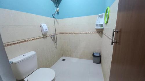 Ванная комната в Homestay Simply Homy dekat Tugu Jogja dan Monjali