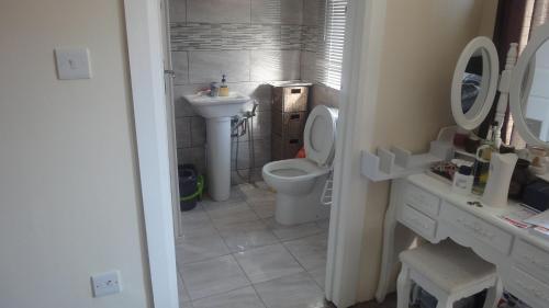 Bilik mandi di Modern Studio in Rayners Lane Pinner Harrow near wembley Greater London