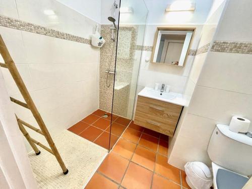 Un baño de Studio Hibiscus Anse des rochers Saint Francois