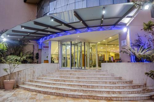 Muka bangunan atau pintu masuk Liberté Hotels Oran