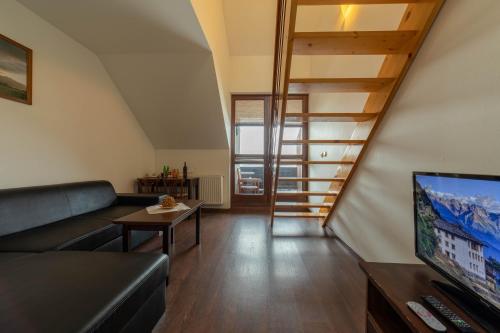 TV a/nebo společenská místnost v ubytování Hotel Liptov Holiday ***