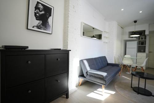 A seating area at Excellent location Malaga centro historico 2 bed flat
