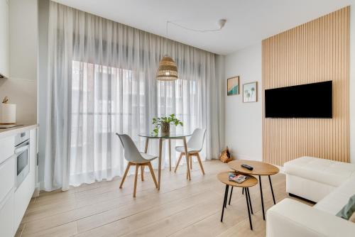 Home2Book Bright & Stylish Studio in La Isleta