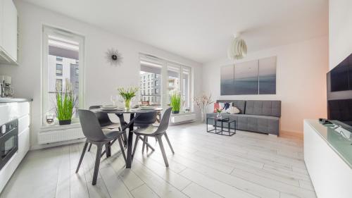 Przystań Letnica, Sun & Snow