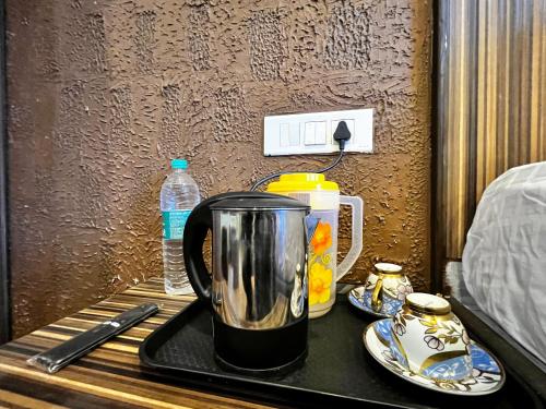 Puri's BnBにあるコーヒーまたはお茶