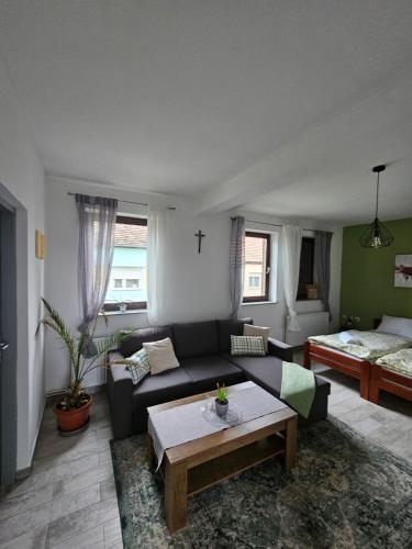 Postel nebo postele na pokoji v ubytování Studio apartman Dora