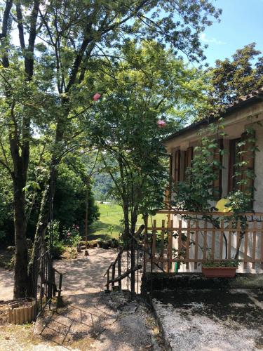 Jardín al aire libre en Oasi di pace e natura