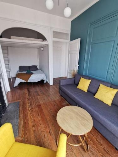 Photo de la galerie de l'établissement Grand T1 Bis Charme de l'ancien ProxGare/Métro/Bus, à Lyon