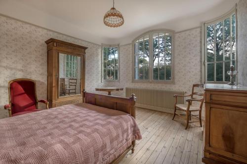 Postel nebo postele na pokoji v ubytování Maison pour 8 a 450m de la plage a St Brevin