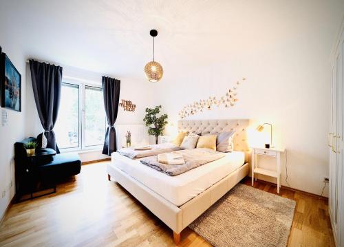 GOLDEN SPACE close to Schönbrunn by JR City Apartments