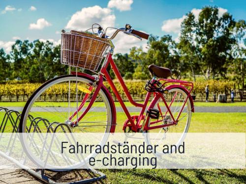 Berbasikal di atau sekitar Elbe Boardinghouse