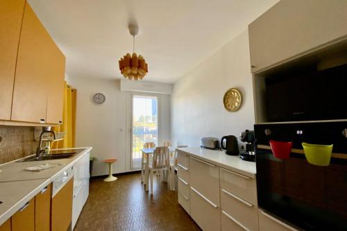 Le Marianne- 3 bedrooms and fully air-conditioned!