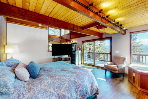 Lake View Chalet – Photos 2