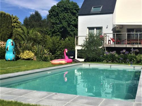 Maison 4 étoiles pour 8 pers avec piscine chauffée, proche port de Perros-Guirec - FR-1-368-153