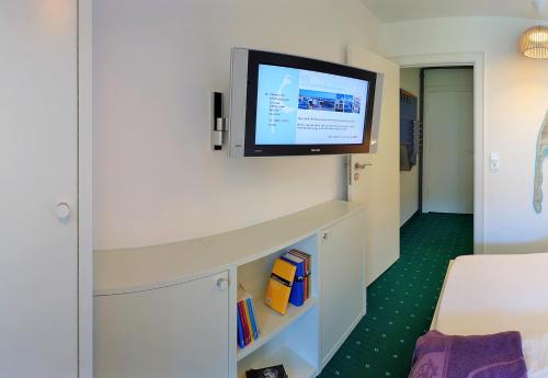 Hotel Niedersachsen photo 37