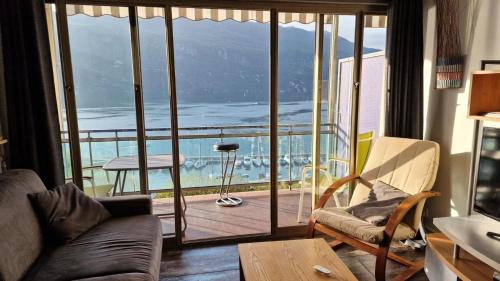Résidence Les Belles Rives E - Magnifique et imprenable vue sur le Lac du Bourget ! MAE-6434