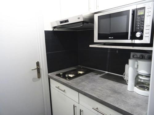 Photo de la galerie de l'établissement Résidence Le Chateau Durieux 4 - Studio agréable tout confort ! MAE-6904, à Aix-les-Bains