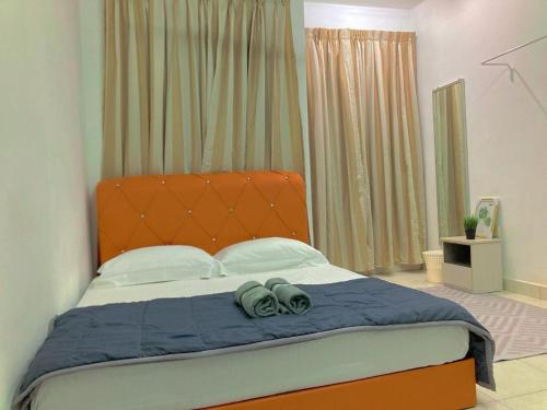 Кровать или кровати в номере NR CYBER ROOMSTAY 1-Shared Apartment, Non-Sharing Bathroom