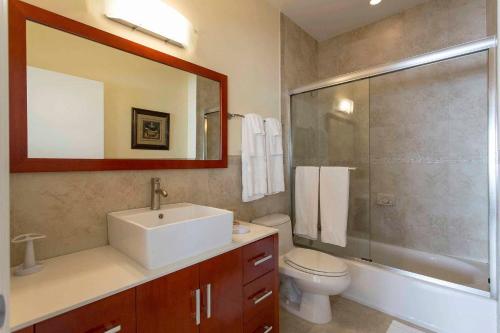 Westover Arms Hotel Image