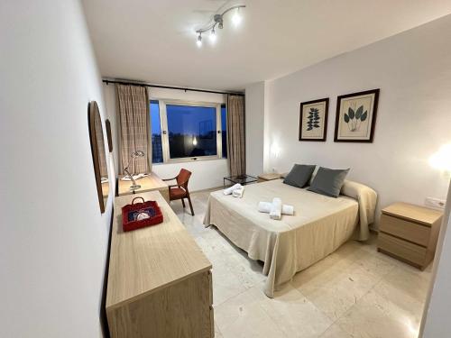 Estupendo apartamento junto a Plaza de España