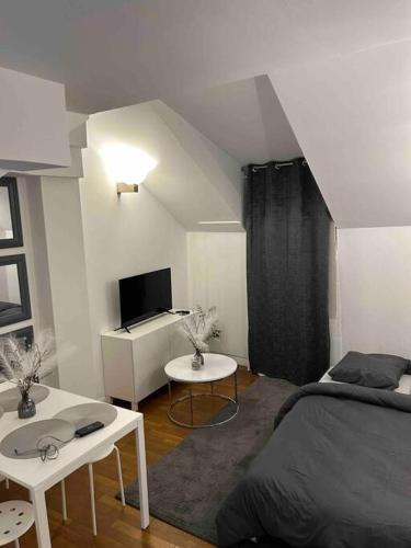 Photo de la galerie de l'établissement Duplex Minimaliste - 30 min de Paris, à Saint-Ouen-lʼAumône