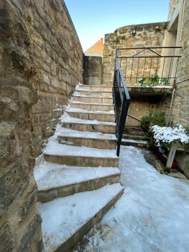 Photo de la galerie de l'établissement Duplex Minimaliste - 30 min de Paris, à Saint-Ouen-lʼAumône