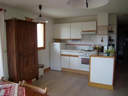 Appartement 3 pièces, terrasse Sud-Ouest, à 100m des pistes, 6 couchages, village à 500m, garage inclus - FR-1-733-3