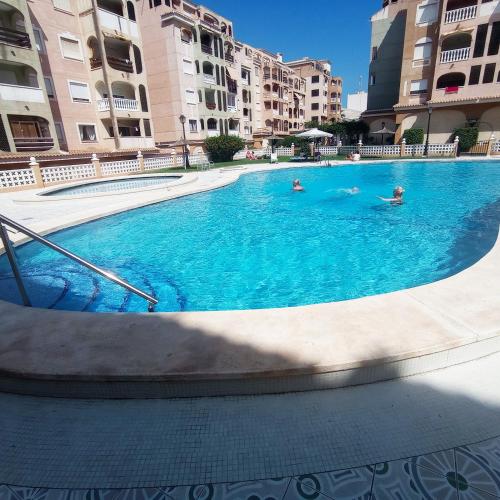 Apartamento bajo el gallo