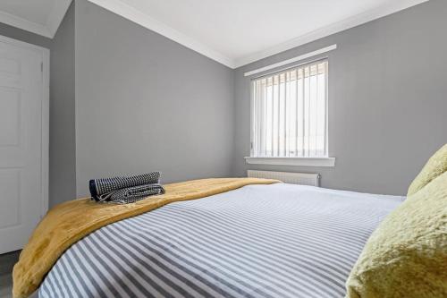 Imagen de la galería de Stylish 2-Bed House Private Driveway, en Glasgow